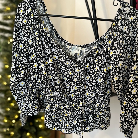 June & Ivy Tops - BOGO: Chicwish Black and White Floral Blouse
